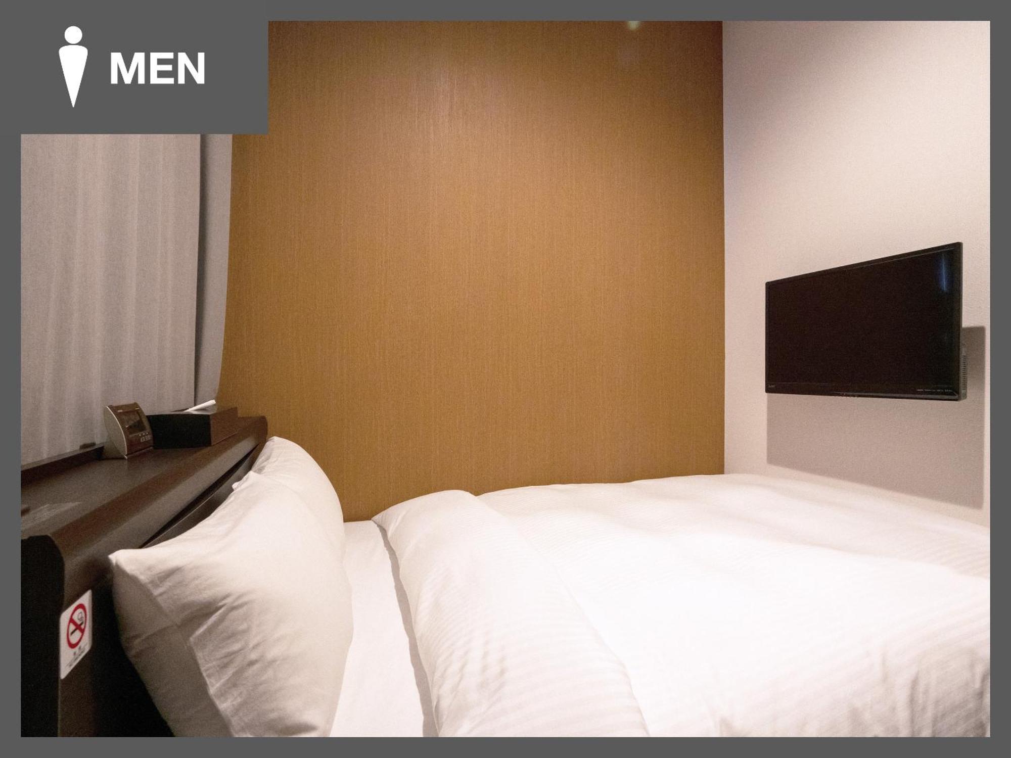 R9 Hostel Tochigi Ekimae - Male Only Екстер'єр фото