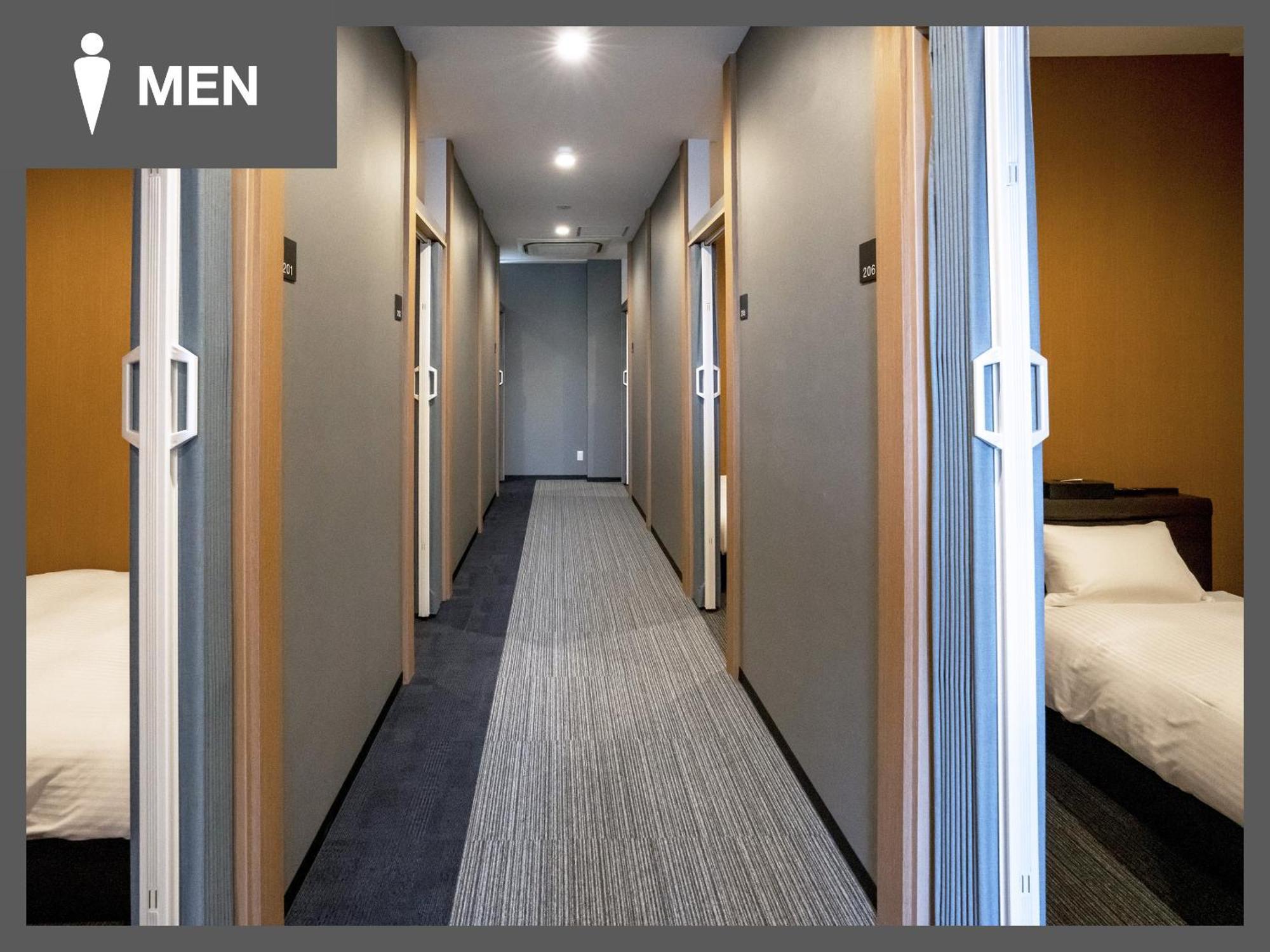 R9 Hostel Tochigi Ekimae - Male Only Екстер'єр фото